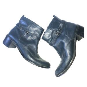 EAST SPIRIT NAVY BLUE BOOTS